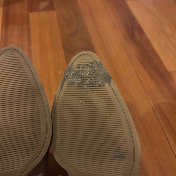 Universal Thread Women’s Pointed Toes Textured Faux Leather Mules Heels Size 9 - Picture 6 of 9